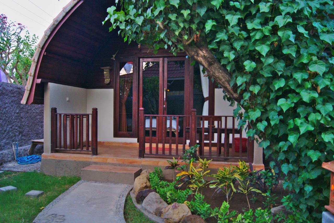 Ghamed Sari Otel Dış mekan fotoğraf