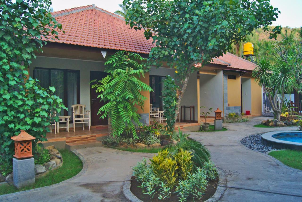Ghamed Sari Otel Dış mekan fotoğraf