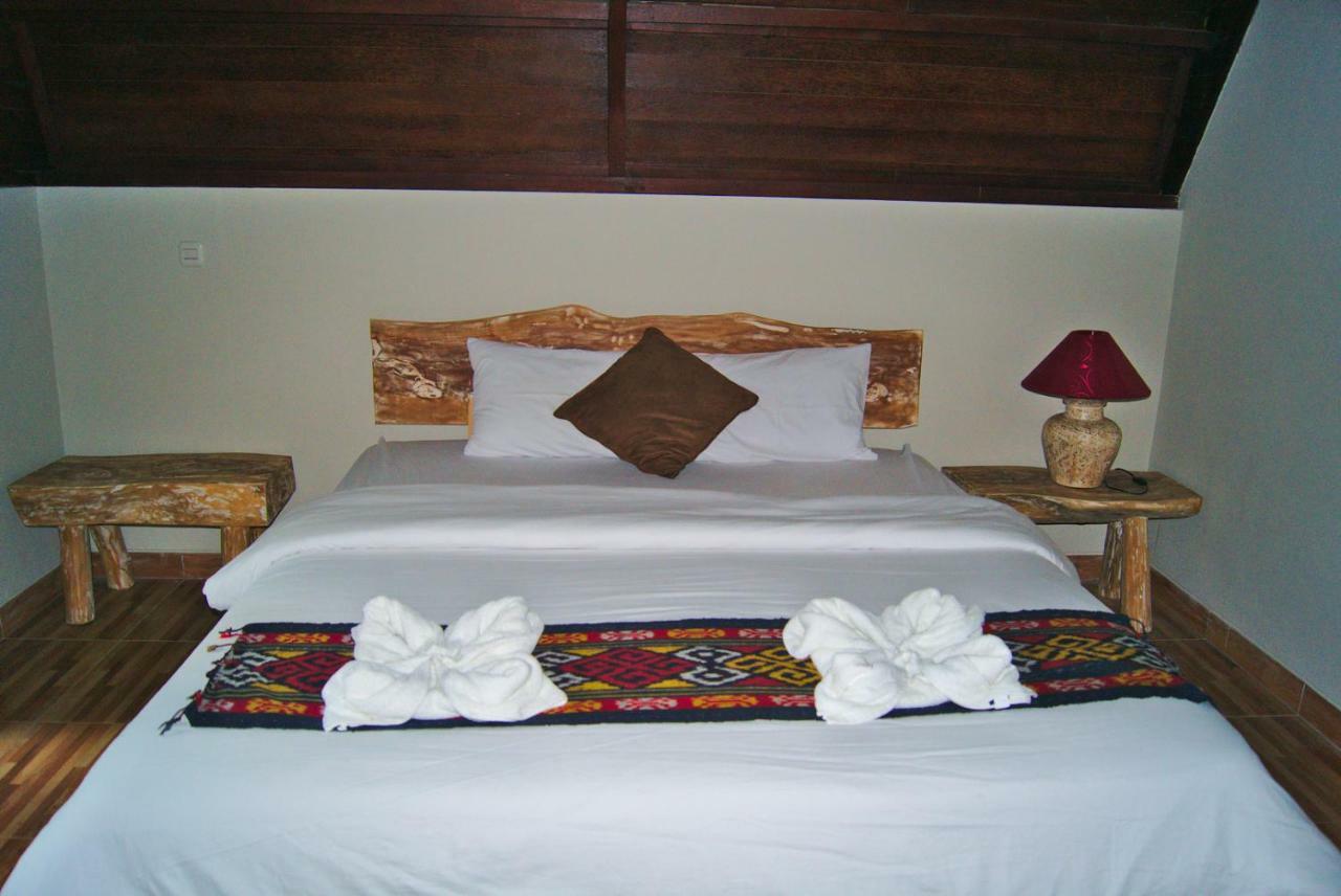 Ghamed Sari Otel Dış mekan fotoğraf