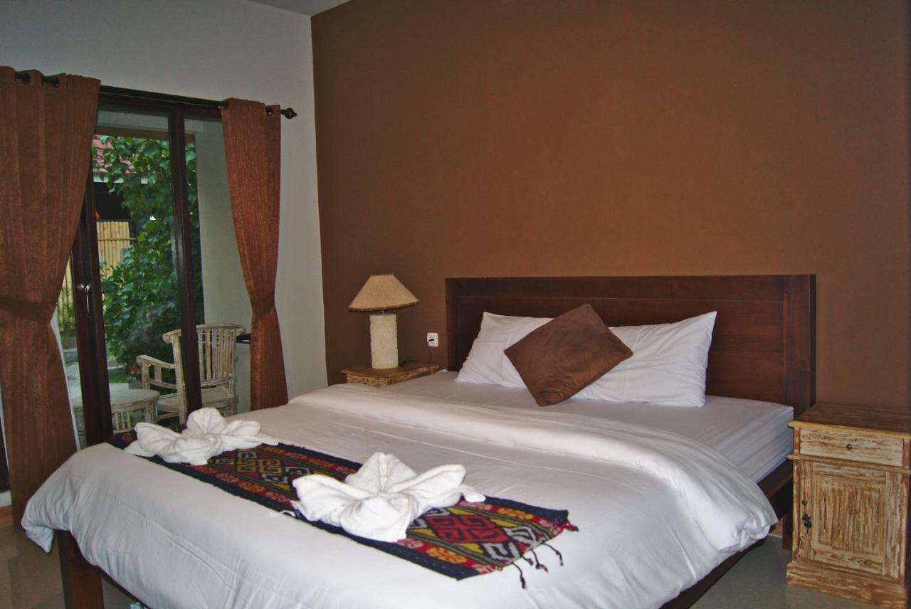 Ghamed Sari Otel Dış mekan fotoğraf