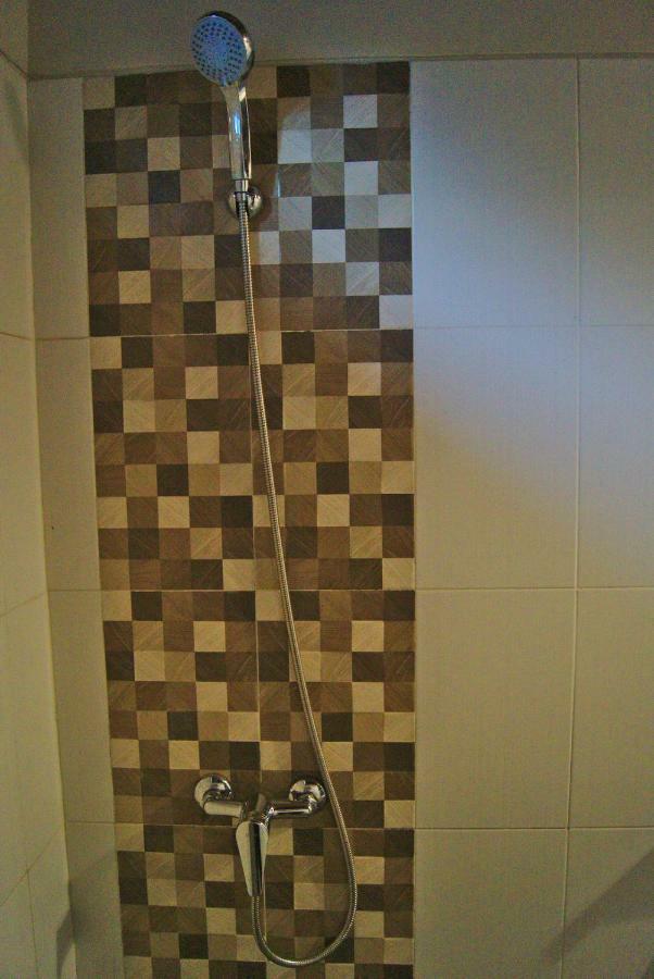 Ghamed Sari Otel Dış mekan fotoğraf